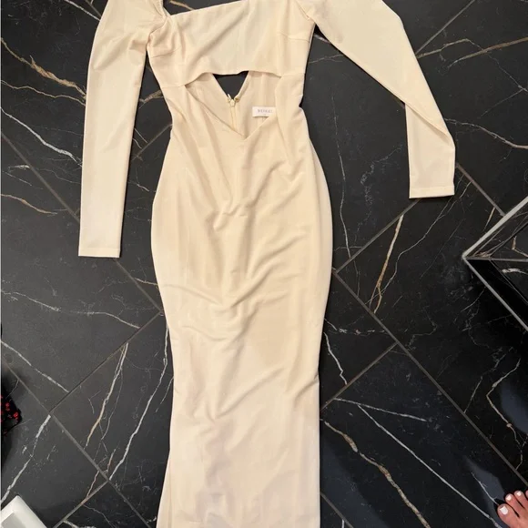 Meshki Cream Cut-Out Long Sleeve Dress - Picture 5 of 5